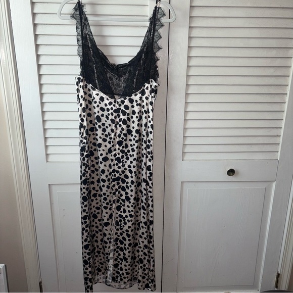 NWT Anthropologie V-Neck Open-Back Slip Midi Dress Lace Animal Print Medium - Picture 4 of 5